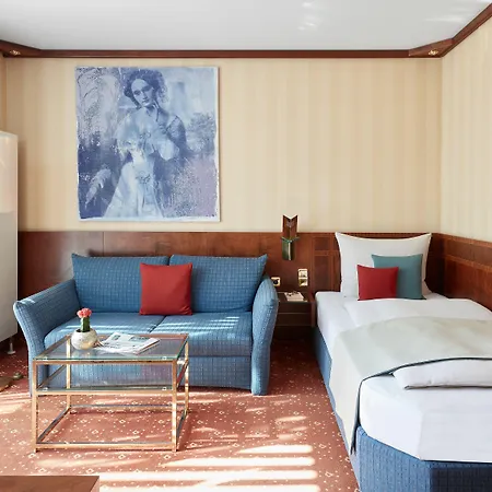 Living Kanzler 4* Bonn