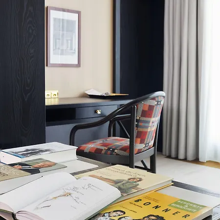 Hotel Living Kanzler 4*