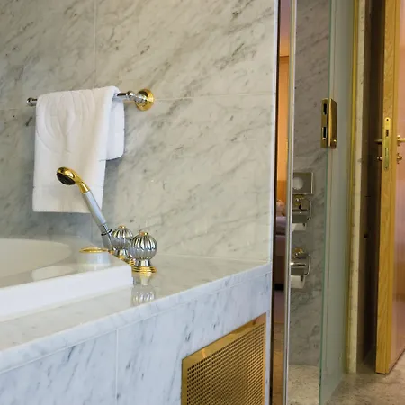 Living Kanzler 4* Bonn