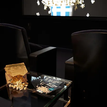 Living Kanzler Hotel 4*