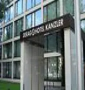 Living Kanzler Bona