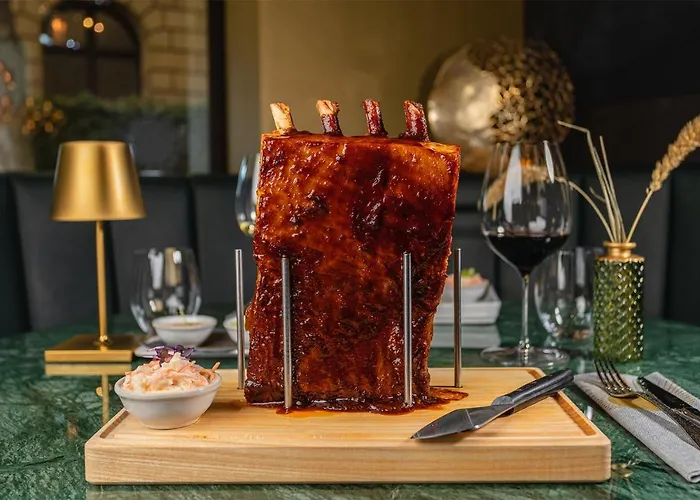 Living Kanzler Hotel 4*