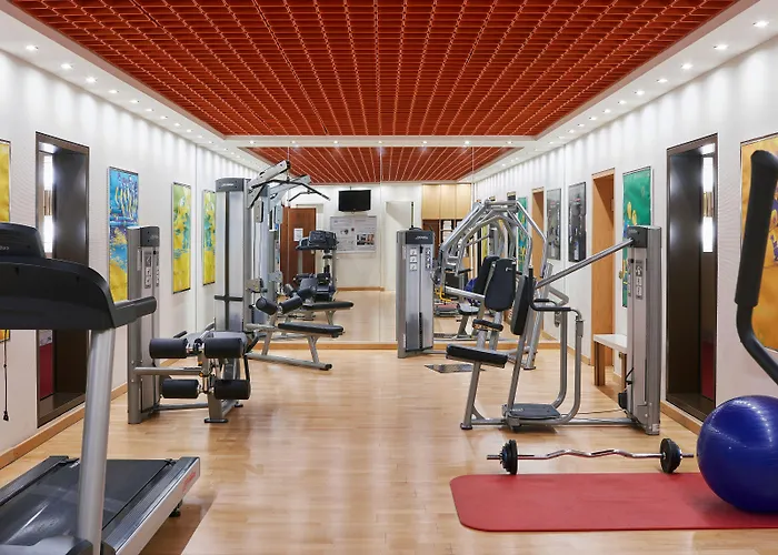 Living Kanzler Hotel 4*