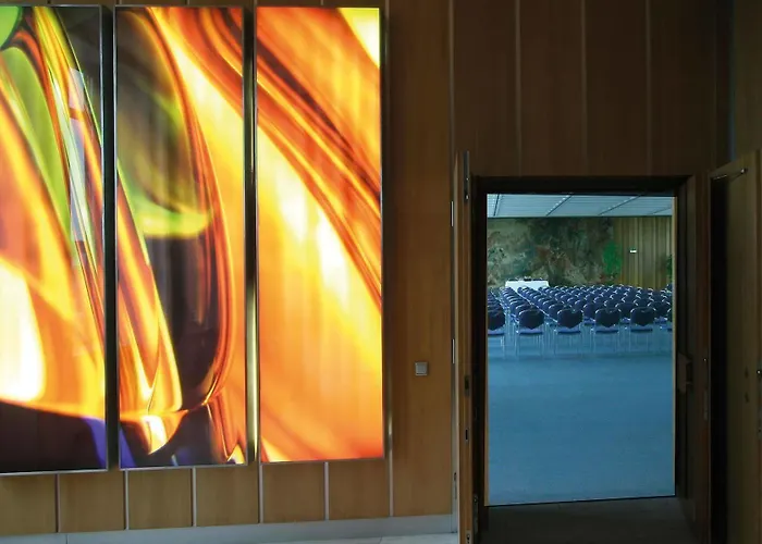 Hotel Living Kanzler 4*